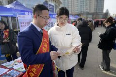跟着人平易近群众收入的提拔